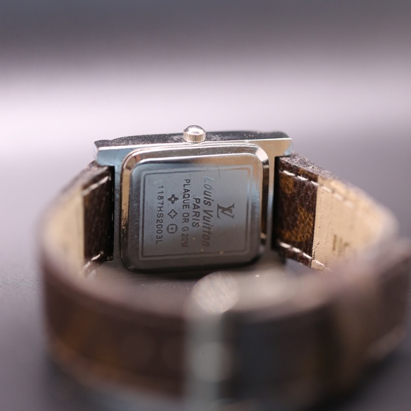 Louis Vuitton Watch - Picture 3 of 6